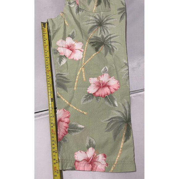 Caribbean Joe Women's Petite Floral Capris 6P - Picture 10 of 11
